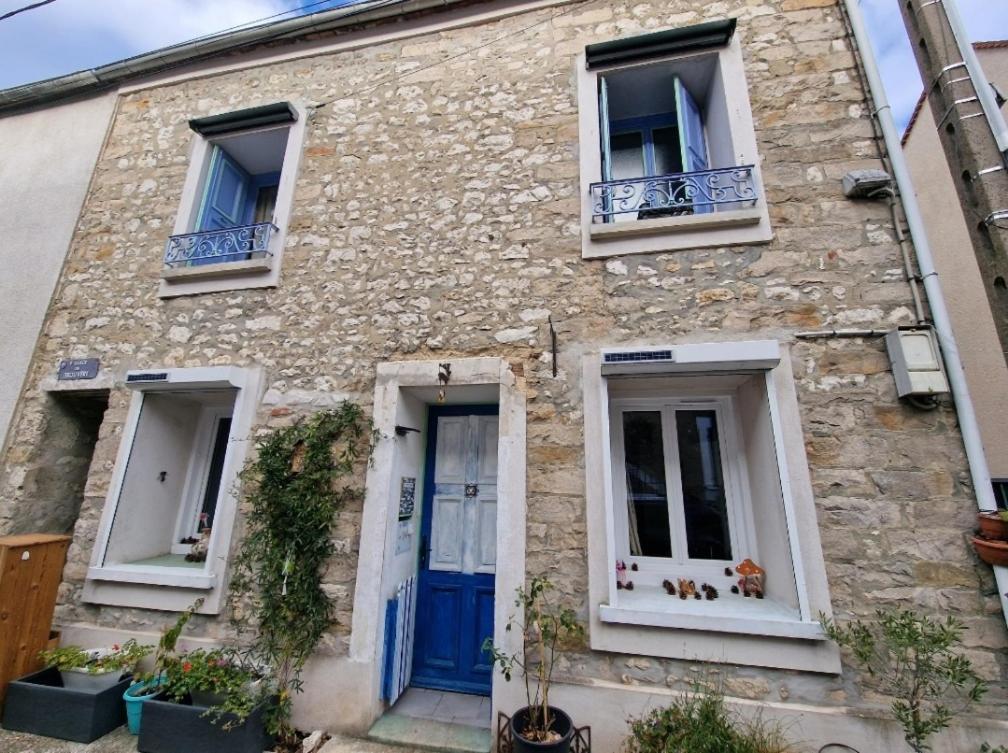 Chez Mamichou Apartment Moret-sur-Loing Ngoại thất bức ảnh
